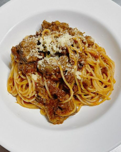 上質な素材と丹精込めた料理のおいしさが伝わる『旨みたっぷり黒毛和牛のボロネーゼ』