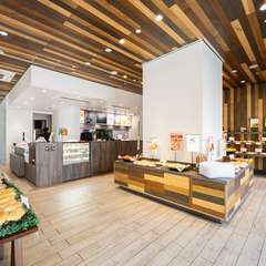 オシャレでオープンなくつろぎのスポット