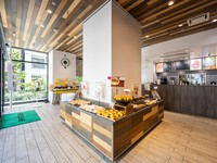 掲載メニューは一例です。掲載メニュー以外にも魅力的なパンを多数取り揃えています。当日の品揃えは来店時のお楽しみに。