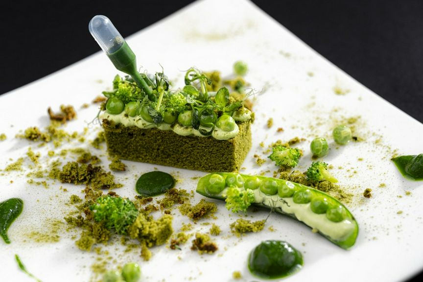 大自然に抱かれた、ニセコならではの四季折々の食材を活かして