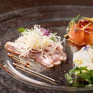 オードブル盛り合わせ8種類（例）
BISTRO BROTHERSおすすめの鴨料理を含めたオードブル