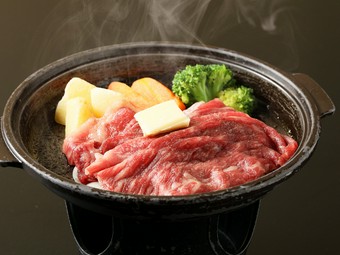 愛知県知多半島人気和牛を満喫『知多牛の陶板焼き』　コース料理一例