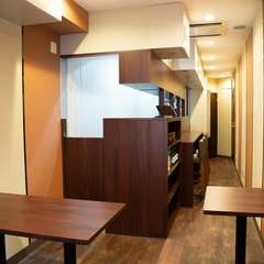 おいしい料理とお酒に酔いしれる、非日常感を満喫