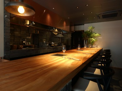 特別な夜を演出してくれる、大人のための焼肉デートスポット