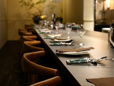 大人が楽しめる落ち着いた店内