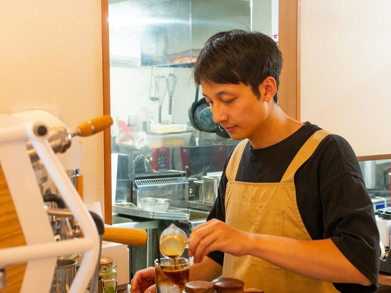 いつも笑顔を忘れずに、くつろぎの時間を演出