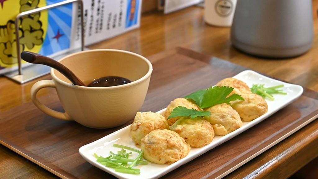 だしの旨みと生姜のさわやかさが融合したスープが絶品『明石焼き（8個）』