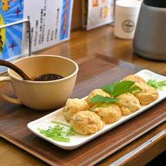 だしの旨みと生姜のさわやかさが融合したスープが絶品『明石焼き（8個）』