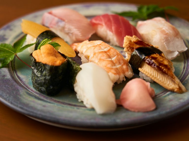 市場から届く旬の素材。一口で実感させる素材の魅力