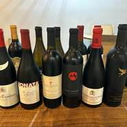 厳選された日本酒や泡盛のほか、ワインも豊富に取り揃えています。しゃぶしゃぶやすき焼きなどのメイン料理に合ったワイン、それぞれの料理にオススメのワインなど、料理とワインのマリアージュが楽しめます。