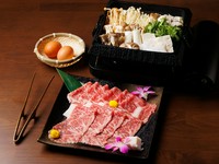 石垣島が誇る「石垣牛」。あっさりした脂と味わい深い赤身を持つ和牛を堪能『石垣牛すき焼きコース』