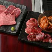 上タン・上カルビ・上ハラミ・カルビ・ハラミ・ロース・豚カルビ・ホルモン類3種の食べ比べを楽しめる盛り合わせ。コストパフォーマンスの限界に挑戦した、【焼肉じゅらく】ならではの名物メニューです。