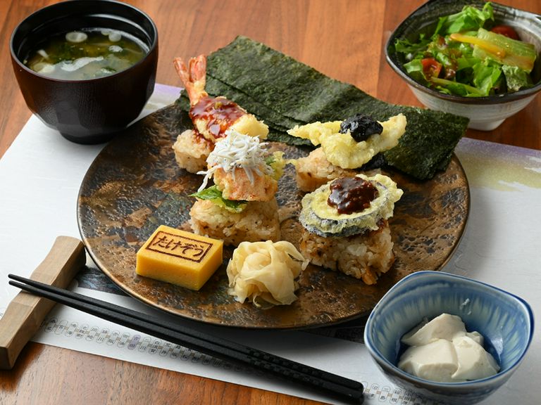 気軽に天ぷらを。ランチ女子会にもぴったりなセットもあり