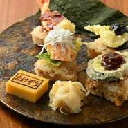 海や大地の恵みを活かした天ぷらを、島根県出雲町産「仁多米」と共にいただく天むすは、ランチタイムの名物メニュー。こだわりの天ぷらを気軽に楽しむ天むすは、ぜひ一度賞味いただきたい、料理人自慢の逸品です。