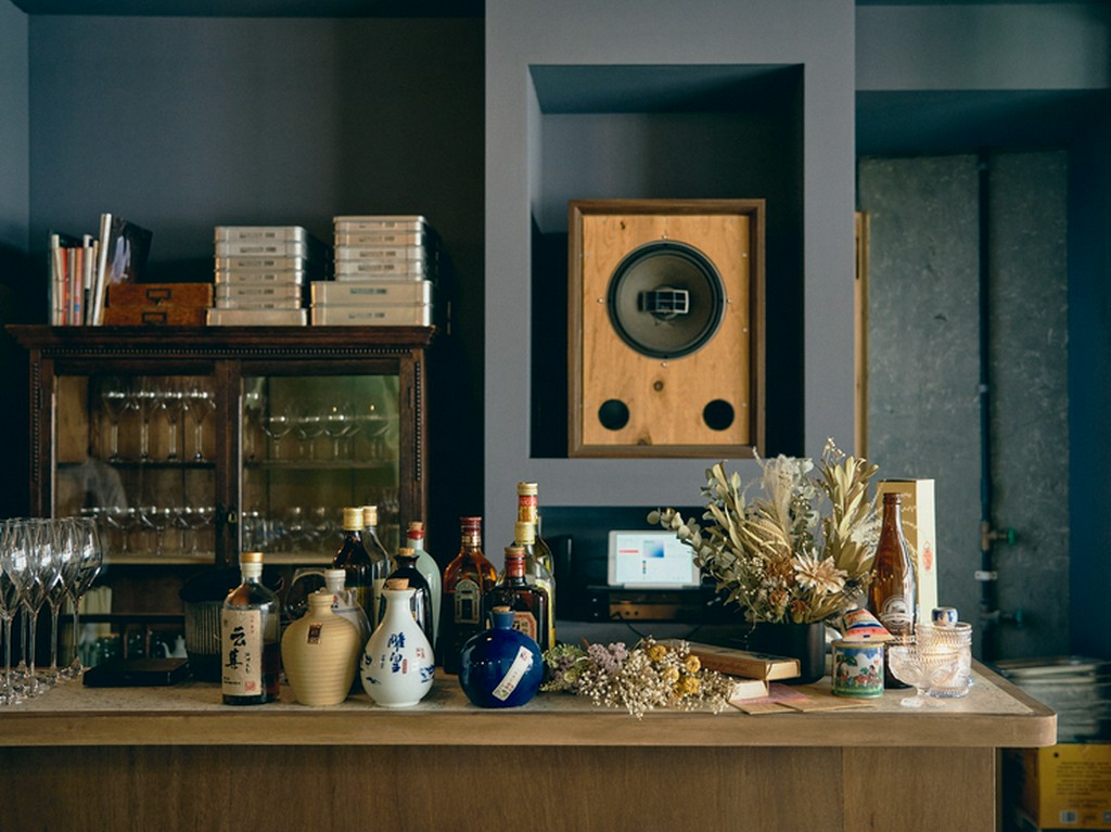 台湾料理とナチュラルワイン、紹興酒を楽しめる台湾料理店