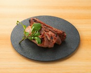 お肉の中までしっかりと漬かった一品です。