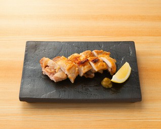 皮パリ大山鶏の炭火焼