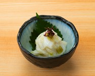 季節に合わせた素材を使ったお漬物です。