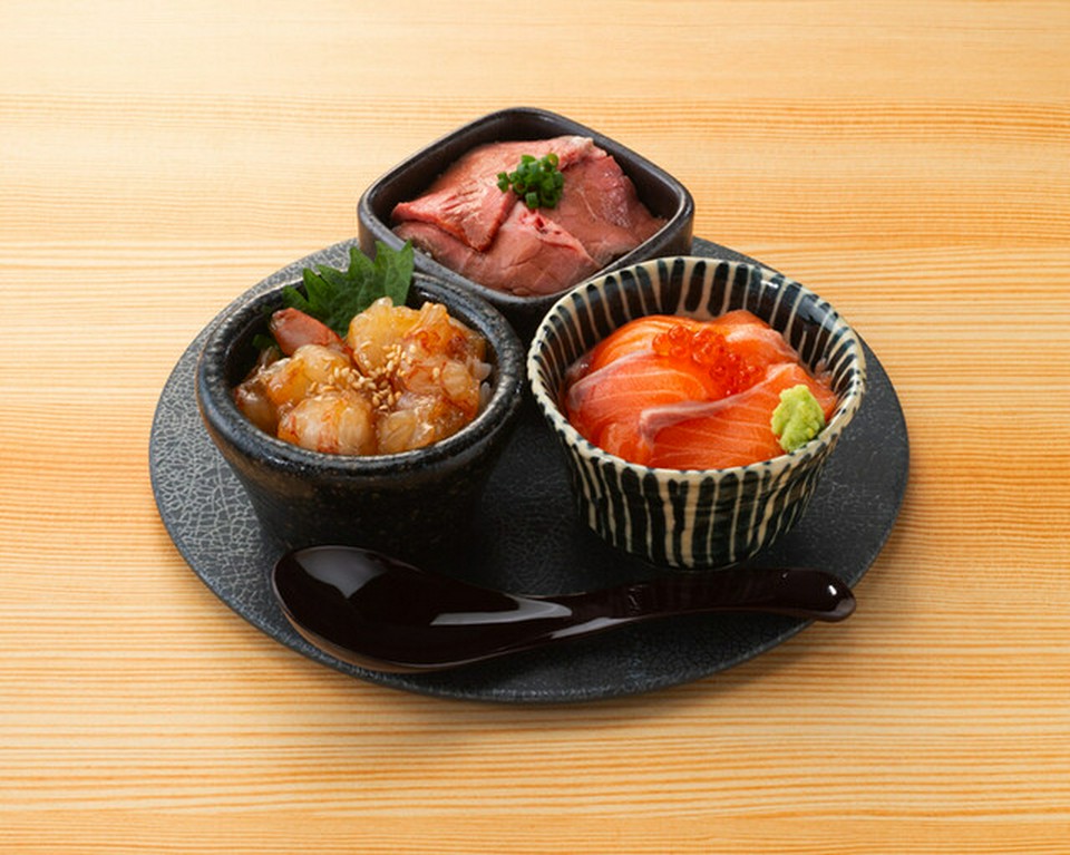 海幸山幸ミニ丼3種