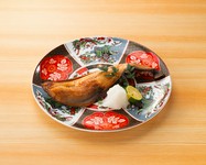 2段階高温熟成法で仕上げた肉厚ホッケ。凝縮された旨味をお楽しみ下さい。