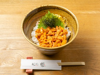 道産うにをとことん味わう『北海うに丼』