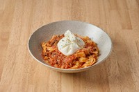 ぽてんと見た目も可愛い！国産の提供牧場で仕入れたクリーミー濃厚モッツァレラをポテンと乗っけました