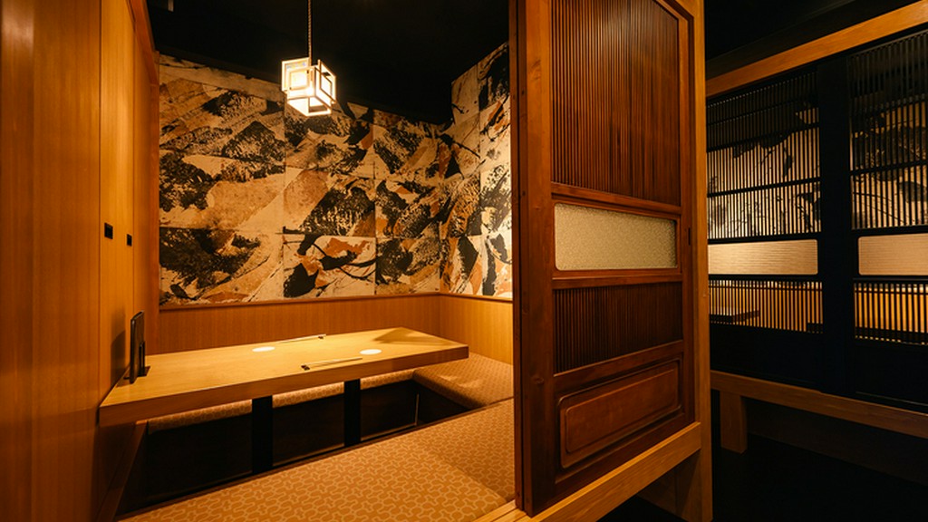 少人数から会社単位の食事会まで対応できる、多彩な個室