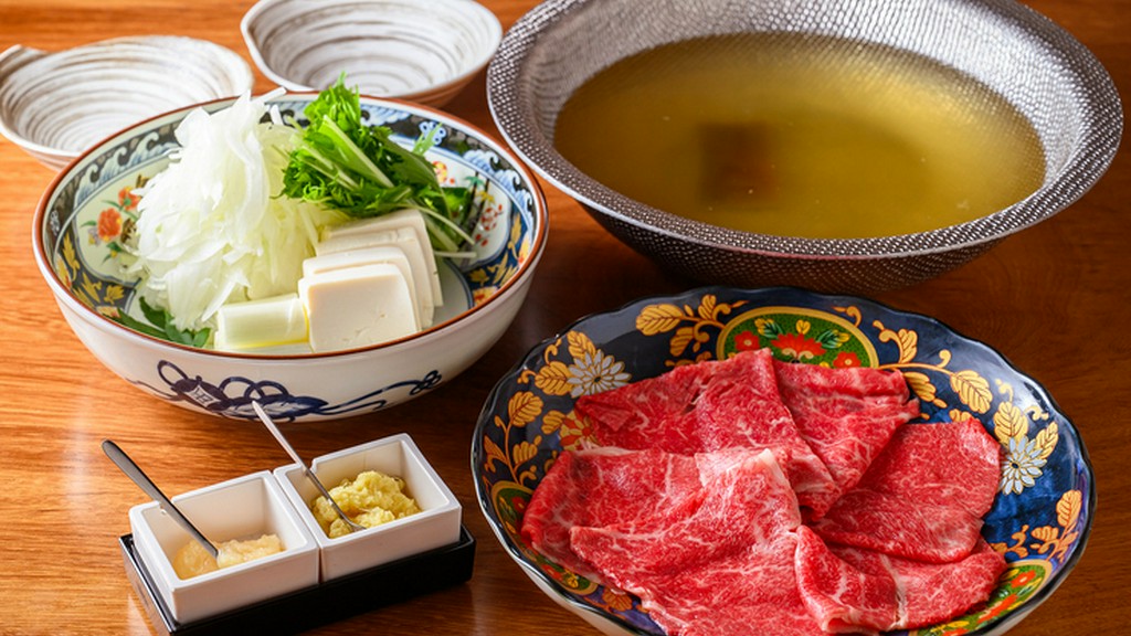 すっぽんスープで食す『黒毛和牛のしゃぶしゃぶ』