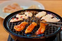 鮮度抜群。職人厳選のふぐをシンプルに楽しむ『焼きふぐ　上身（辛味噌味、ねぎ塩味、にんにく味）』