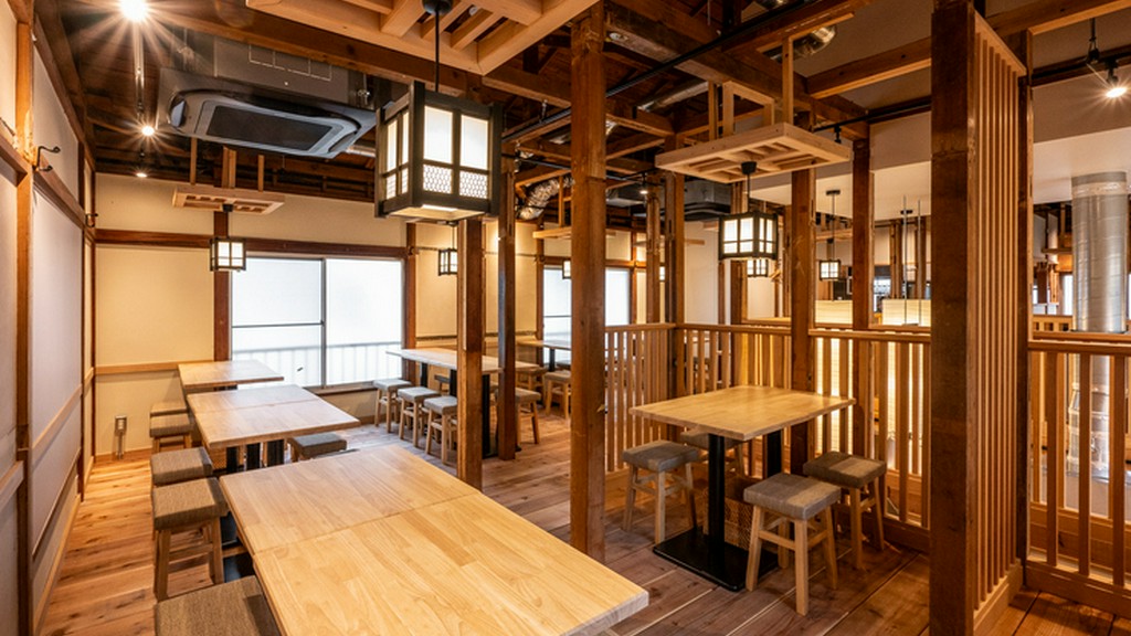 最大100名までの貸切が可能で、大人数の宴会にも最適