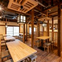 最大100名までの貸切が可能で、大人数の宴会にも最適