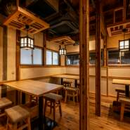 木の香りが心を和ませると同時に、ビジネスの場での緊張感を自然と和らげてくれます。ゆったりとした雰囲気の中での会話や食事は、相手との信頼関係を深め、接待を成功へと導いてくれることでしょう。