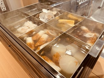 素材が持つ絶品の風味と、丁寧に引いた出汁のコクを楽しむ『6種の白いおでん』