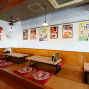 バラエティ豊かなメニューをリーズナブルな価格で提供しているので、気軽に外食したい、家族連れにもオススメです。ランチタイムの定食も人気。本場の中華料理の魅力を教えてくれます。