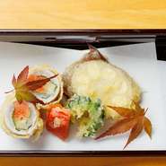 地場の海山の恵みを活かしたメニューは、いずれも料理人自慢の逸品。天ぷらではさまざまな四国の旬の食材を、シンプルなスタイルで堪能できます。※画像はイメージです。メニュー内容は時期によって異なります。