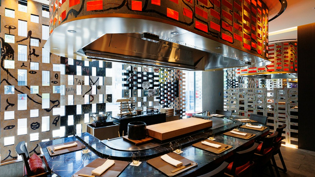 洗練されたデザインのカウンター席は3タイプ