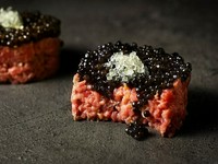 シェフが厳選した、シーフードとブランド牛のスペシャルコース