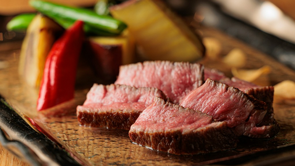 まろやかな甘みが際立つ、国内トップクラスのブランド牛2種