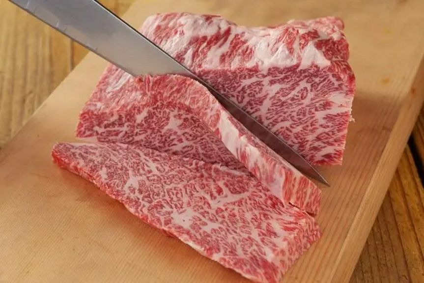 至高の部位を職人技で仕立てた、最上級の焼肉体験をここで