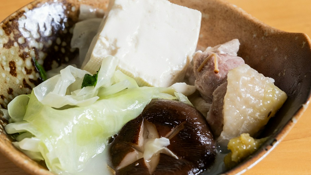 豊かな自然の奥久慈地方で育まれた地鶏「奥久慈軍鶏」