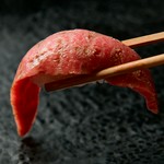 焼肉もとやまがご提供する最高級の特選コース