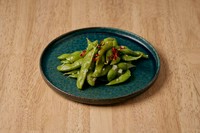 パスタじゃありません!ニンニクと唐辛子のソテーです。