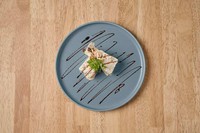 香ばしくローストしたナッツとチョコをふんだんに使用したアイスケーキでさっぱりと!
