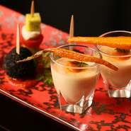 ビュッフェで午後の優雅な一時を。利用シーンはさまざま