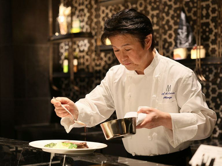 “おもてなし”をキーワードに、雰囲気づくりと料理を提供