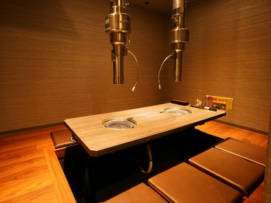 こだわりの肉・酒で、通なゲストのおもてなしにも応える