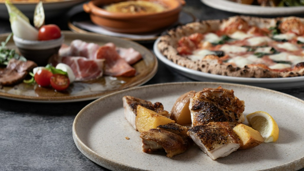 ＼忘新年会はBONSAIで決まり！／
京都の食材が愉しめるプランが登場♪
個室8名～最大40名の貸切も可能！