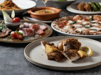 ＼忘新年会はBONSAIで決まり！／
京都の食材が愉しめるプランが登場♪
個室8名～最大40名の貸切も可能！