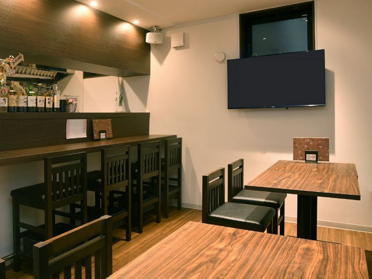 昭和レトロな雰囲気が広がる店内で、ほっこりと心が和むひと時を