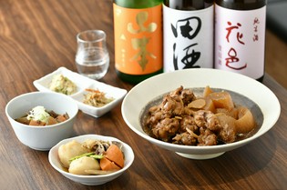 季節ごとに変わる秀逸な食材と「しぼりたて」の日本酒